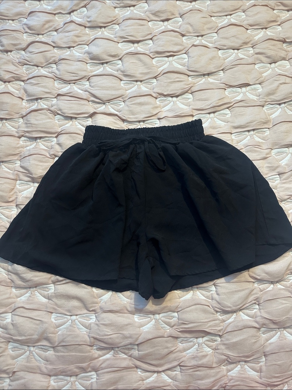 Source Unknown Black Elastic-Waist Skort with Drawstring Overlay
